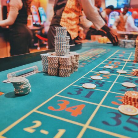 Estudio: Los casinos deberían apostar por el sector no relacionado con los juegos para cortejar a los Millennials y a la Generación Z