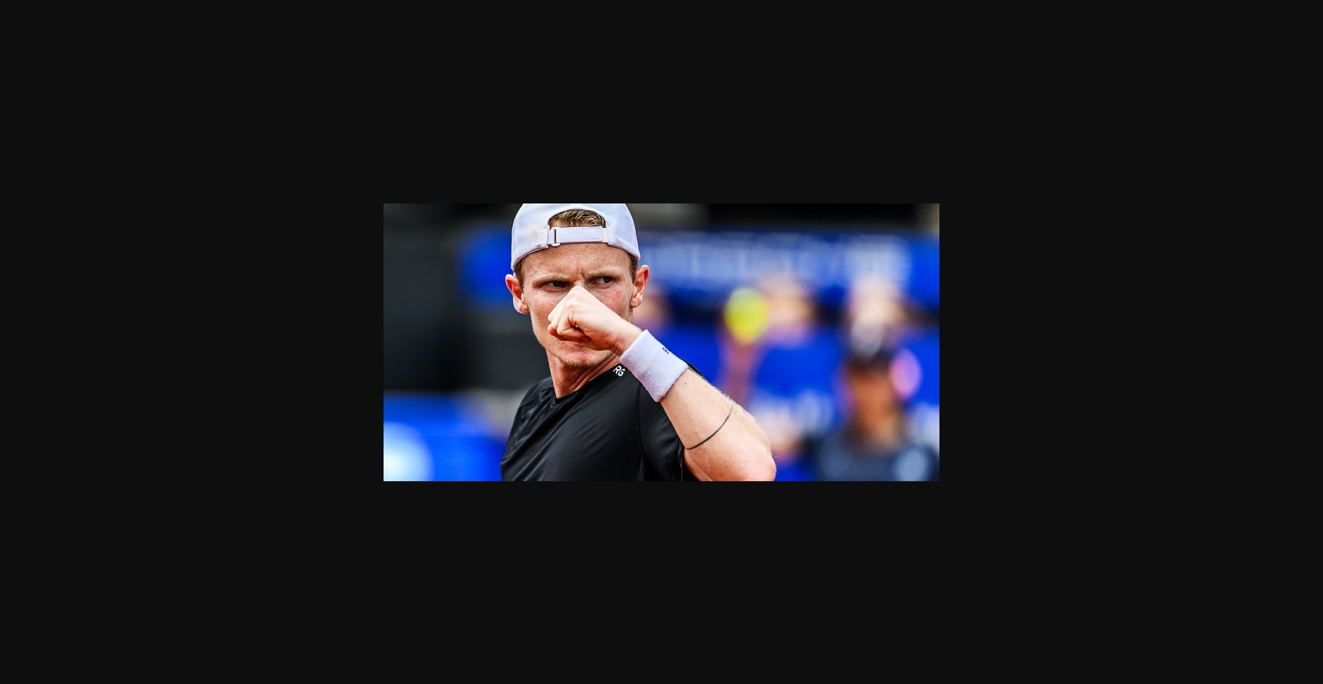 Йеспер Де Йонг – Митчел Крюгер: кто выйдет победителем в равной схватке?