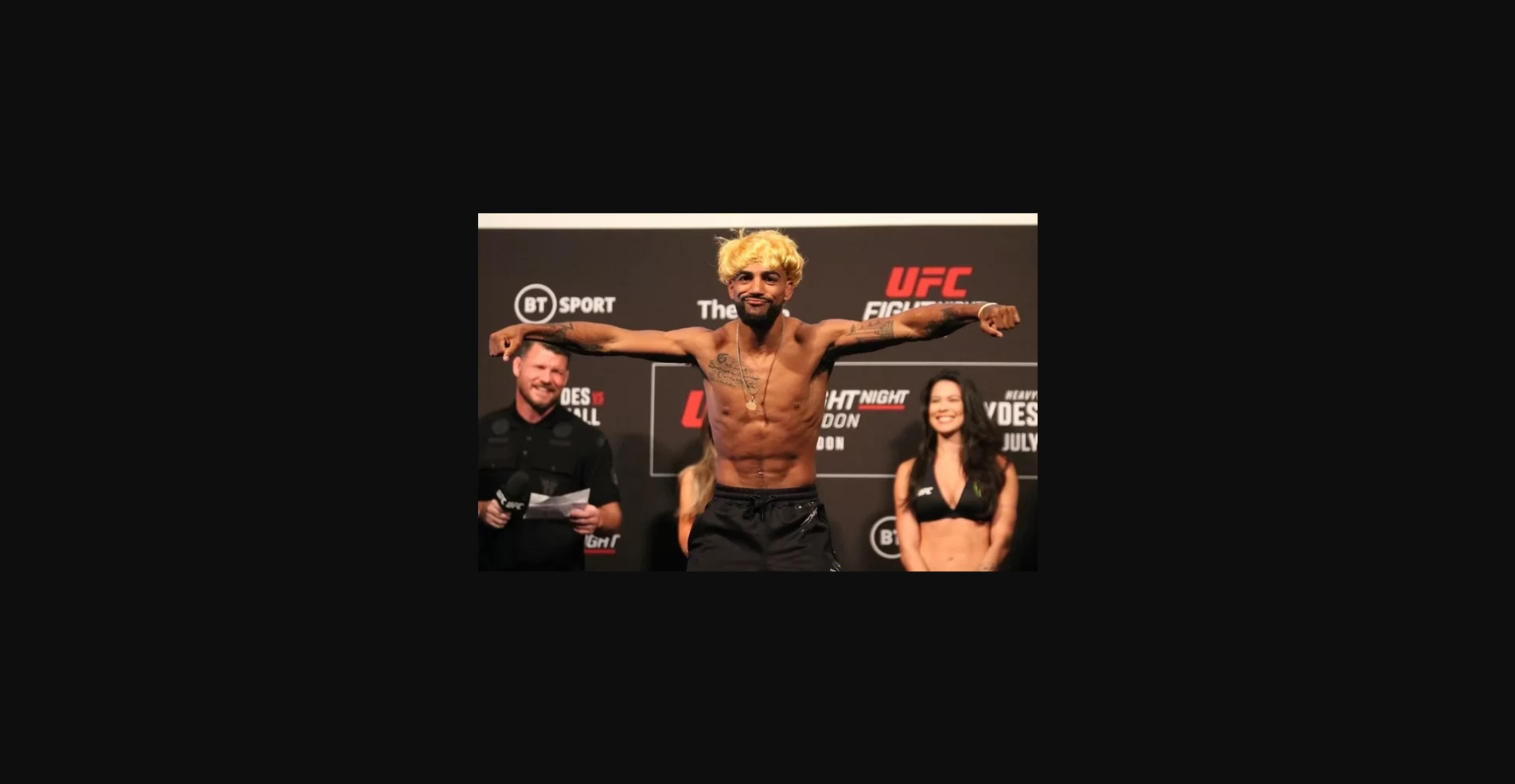 Лонир Кавана — Чарльз Джонсон: кто возьмет верх в поединке UFC?