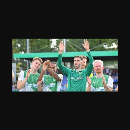 Predicción: Groyter Fürth vence a Holstein Kiel en la jornada 3 de la Segunda Bundesliga