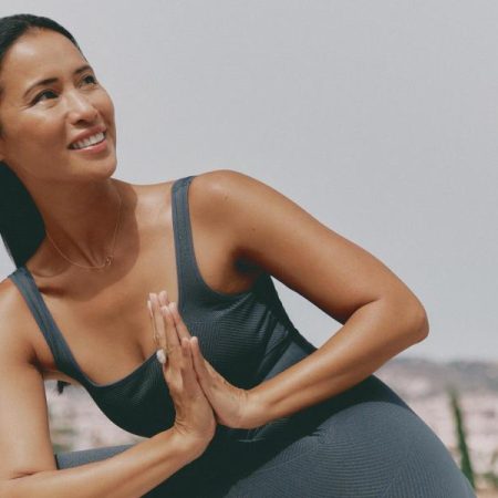 Xuan Lan, experta en yoga: “La mejor práctica para que el cuerpo se enfríe especialmente en verano”