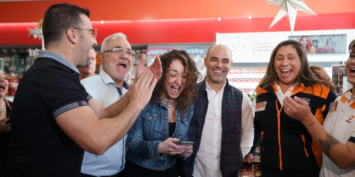 6585840c5d7e3.r d.1411 1125 0