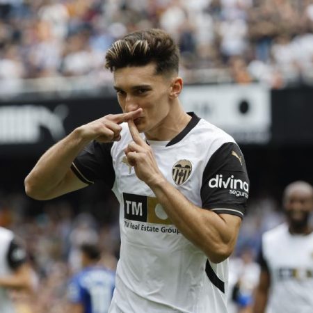 El Valencia rechaza una gran oferta por Pepelu