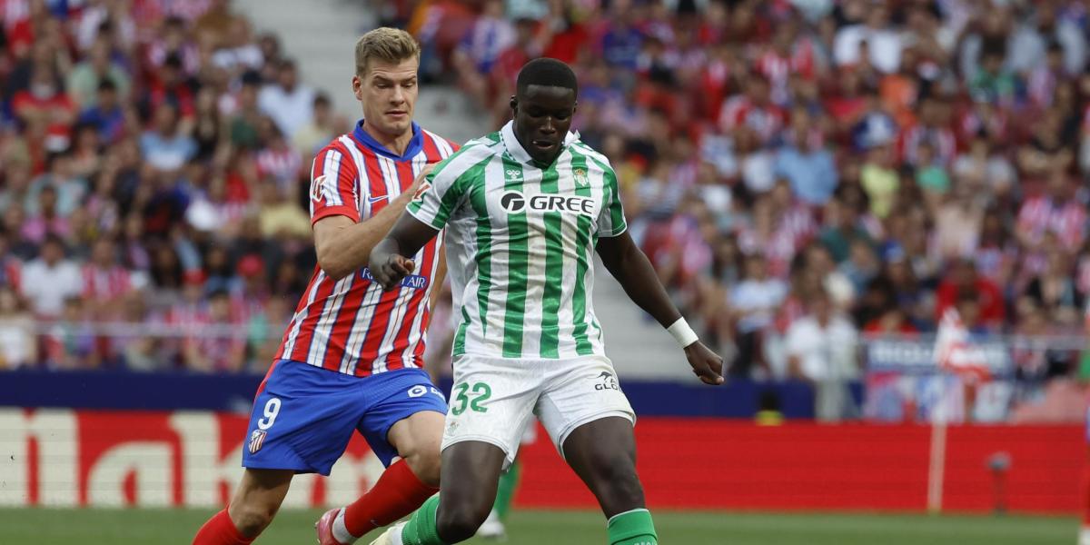 El Rayo negocia con el Betis el traspaso de Mendy 1 685149f19a662.r d.1408 633 0