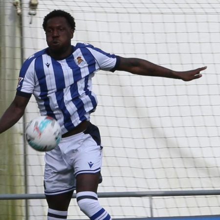 Se calientan las posibles salidas de Becker y Umar Sadiq