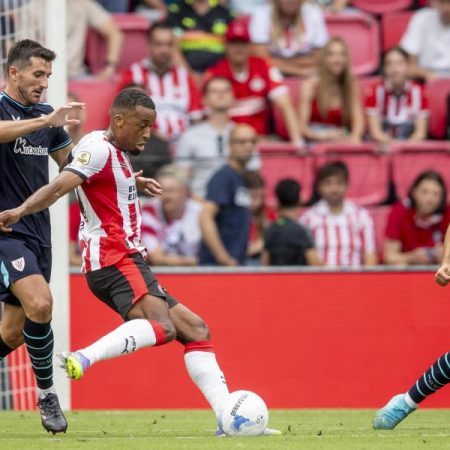 A vueltas con el eje de la defensa del Athletic