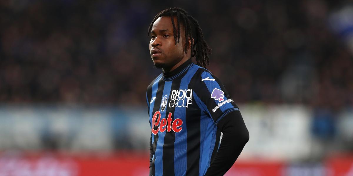 Lookman mantiene el pulso con el Atalanta y se arriesga a una sanción 1 6887c8a595203.r d.3839 1431 2268