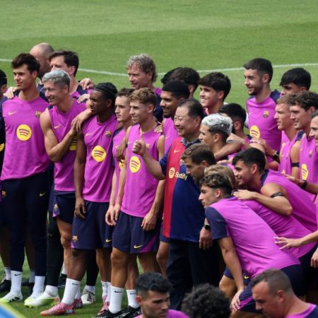 Tres futbolistas no han jugado en la gira del Barça