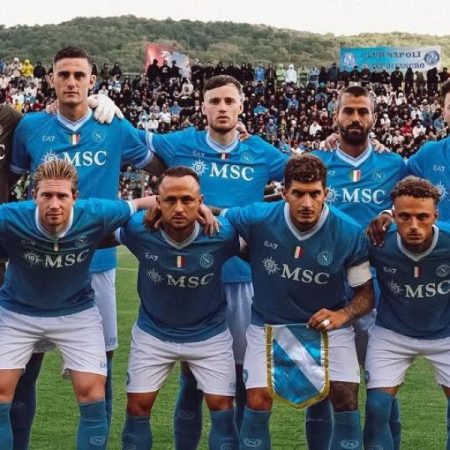 El nuevo Nápoles pierde su primer amistoso serio de pretemporada