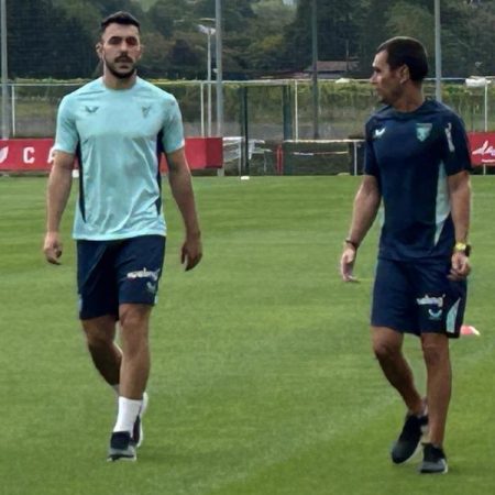 El central del Athletic que se queda en Bilbao recuperándose