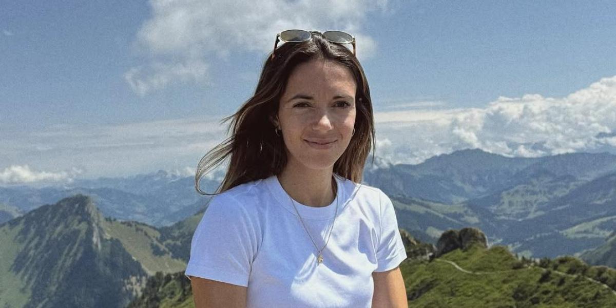 689488599810b.r d.563 709 11111