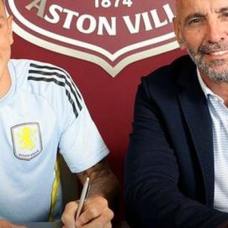 Emery renueva a un ex del Barça de su máxima confianza