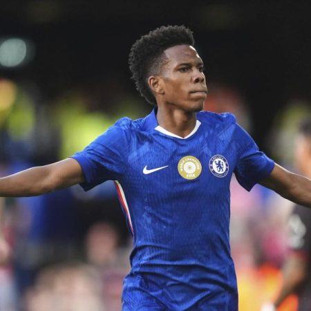 Estevao ya marca con el Chelsea