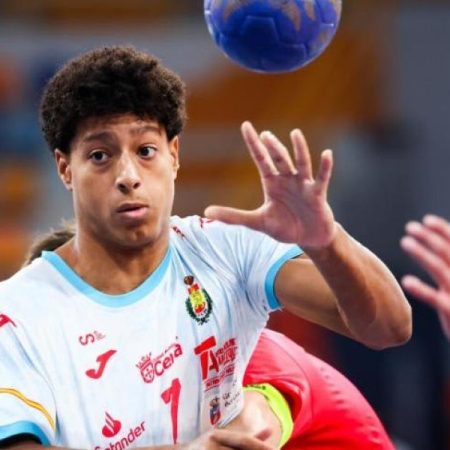 ¡La España del MVP Marcos Fis la lía gorda en el Mundial sub-19! 42-24 a Serbia