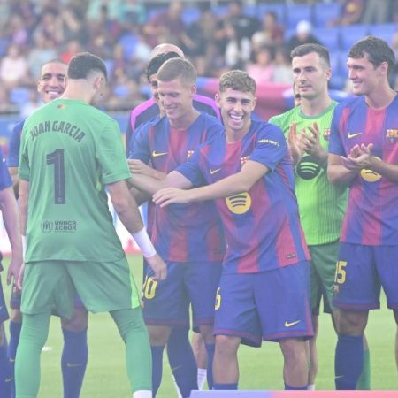 El 1×1 del Barça ante el Como al descanso