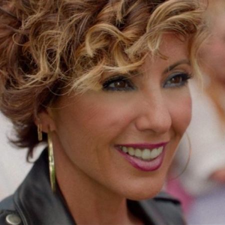 Sonsoles Ónega se enfunda el traje de Sandy en ‘Grease’ y las redes sentencian su actuación