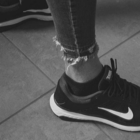 Las Nike negras que todo el mundo llevará este otoño y ahora están más baratas que nunca