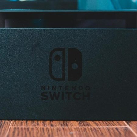 Juegos de Nintendo Switch 2 en formato “Key Card” y “Code in a Box”: ¿a precio de saldo por falla de estrategia?