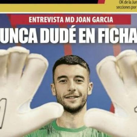 La inscripción de Joan Garcia y la huella de Xabi Alonso, protagonistas de las portadas