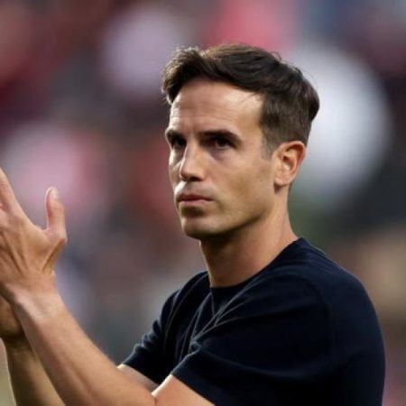 Íñigo Pérez, tajante con el Villarreal-Barça en Miami: “Si quieres seguir chupando del bote, hay que aceptarlo”