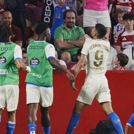 1-3: La calidad del Deportivo liquida a un Granada cogido con alfileres