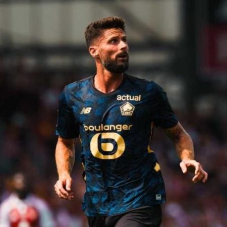 Giroud, a los 38, tarda 11 minutos en marcar en su vuelta a la Ligue 1