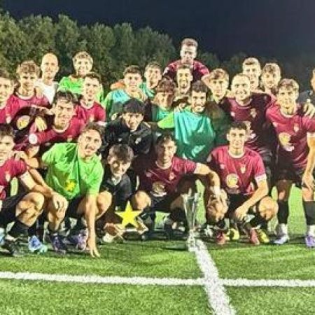 0-2: El Peralada vence al Banyoles y levanta el trofeo