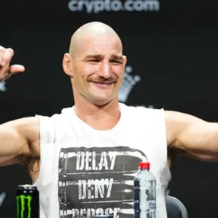 Sean Strickland rompe su sliencio tras su suspensión y ataca a Chimaev