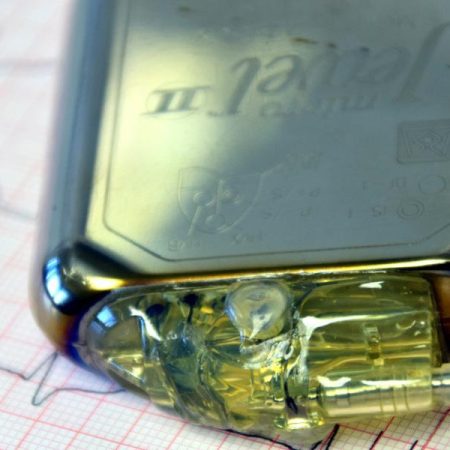 Lo que empezó como un error en un laboratorio ha terminado salvando millones de vidas: el origen del marcapasos