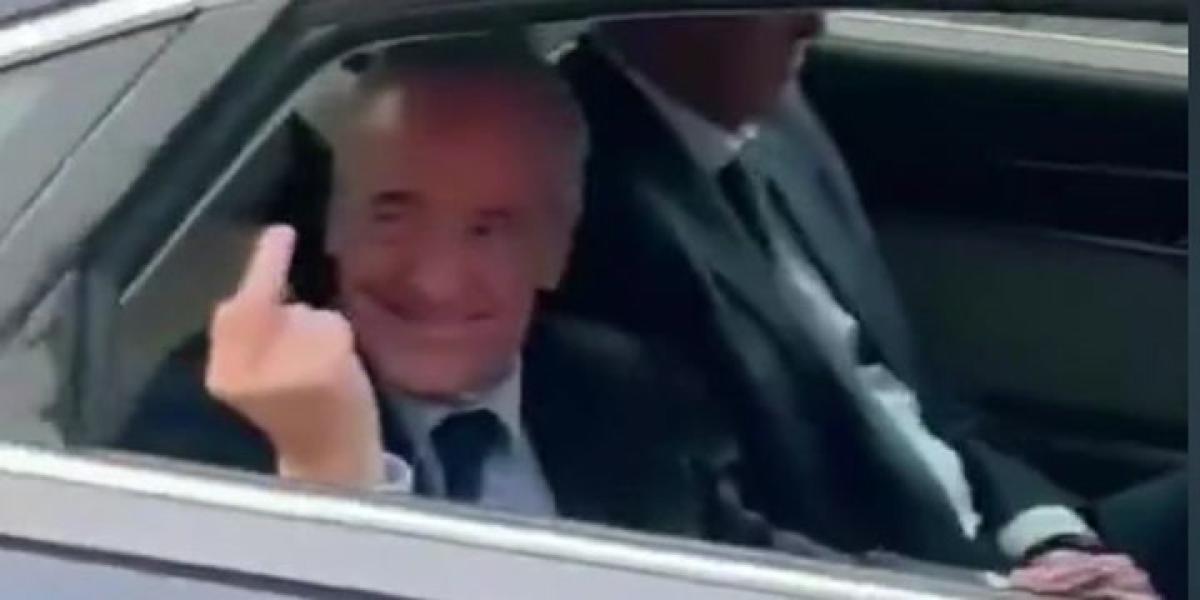 La supuesta peineta de Florentino Pérez en Oviedo desata debate en redes 1 68ac20372fe14