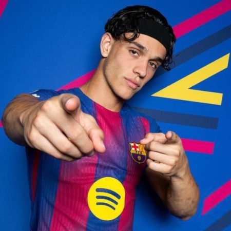 Héctor Fort, ausente en el entreno y a la espera del Mallorca