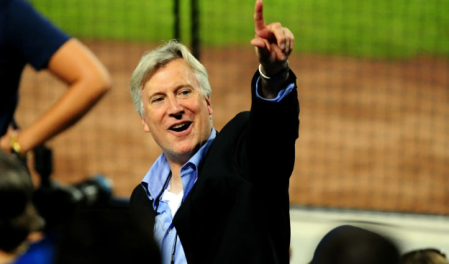 El estadounidense Mark Walter (65 años) y nuevo dueño de los Lakers es un hombre de negocios que ya era accionista de la franquicia desde 2021