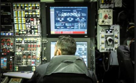 El súpersubmarino S-81 español es una penitencia: ni habitaciones, ni estirar las piernas en la litera y los baños se llevan el premio