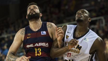 Miles Norris en su presentación con el Barça