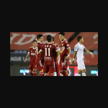 Predicción Busan I’Park vs Suwon Bluewings 2025: Suwon ganará y habrá más de 2.5 goles