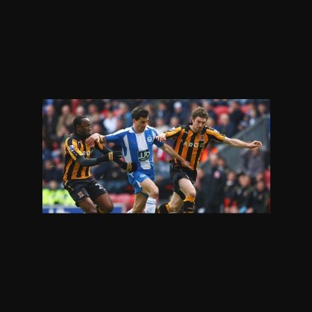 Predicción de fútbol 2025: Express de cinco encuentros con apuesta recomendada y cuota combinada