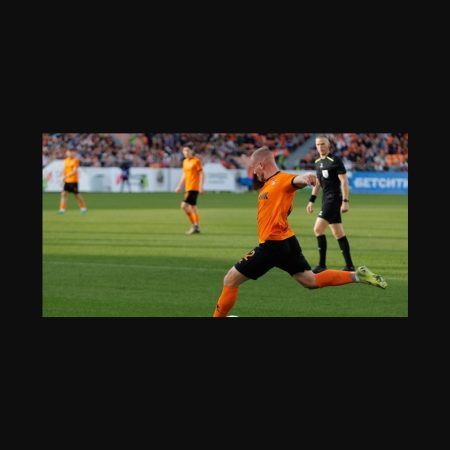 Pronóstico Ural vs Neftekhimik 2025: victoria de Ural y apuesta recomendada en el partido