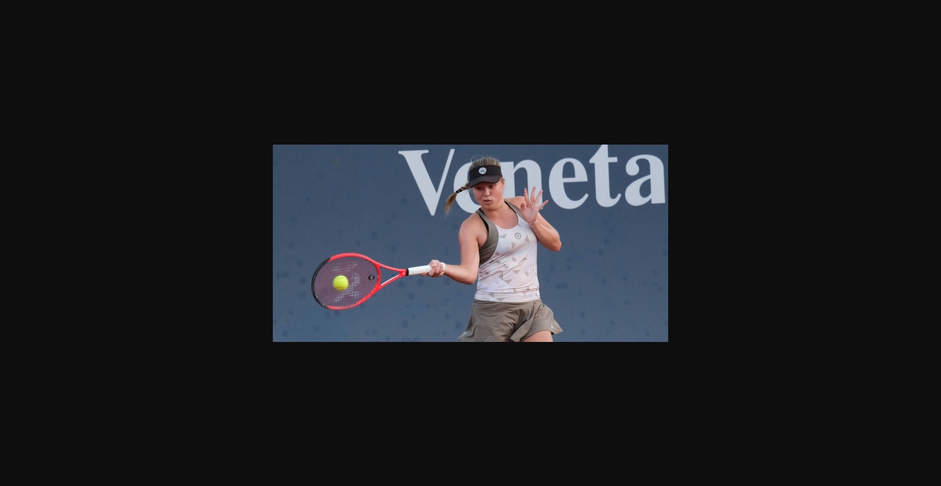 Análisis y Pronóstico: Verónica Erjavec vs. Chloé Paquet - Victoria Esperada para Erjavec 1 Вероника Эрьявец – Хлое Паке: кто окажется сильнее?