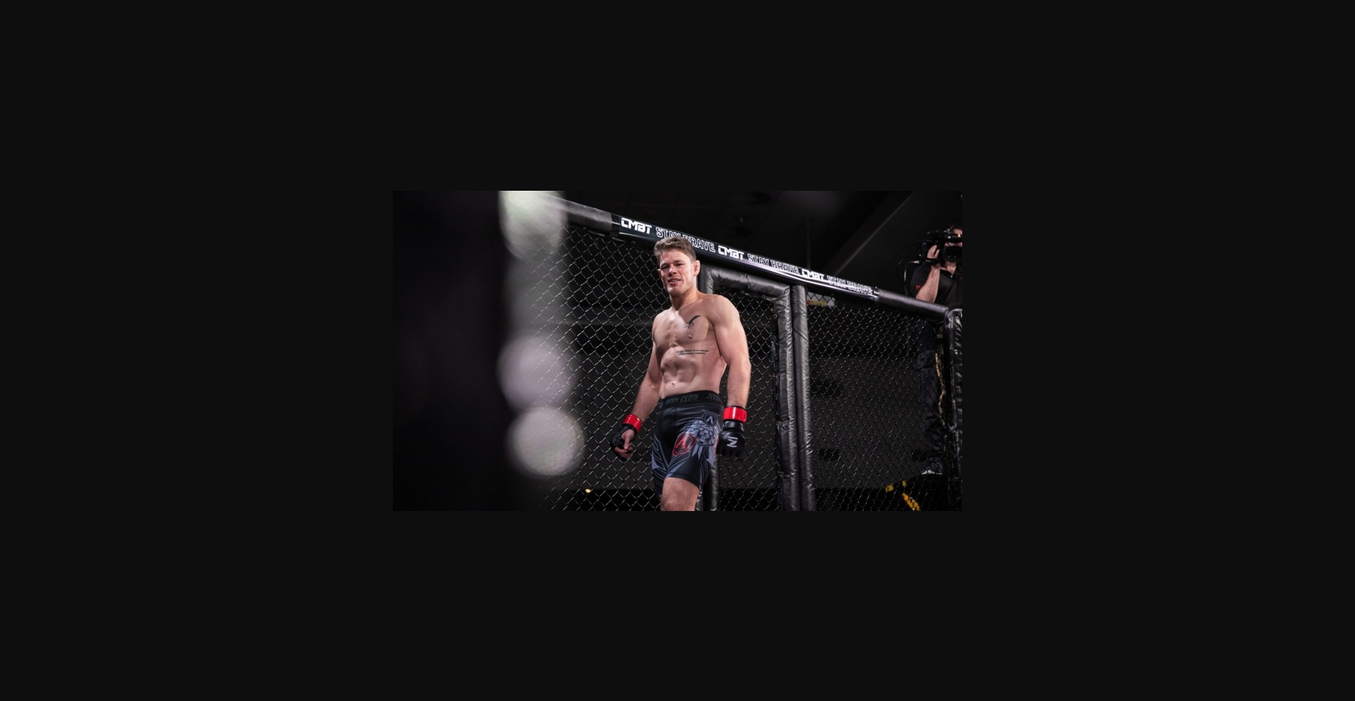 Previsión UFC: Rob Font vs. David Martínez - Apuesta por la victoria de Martínez 1 Роб Фонт — Дэвид Мартинес: кто возьмет верх в поединке UFC?