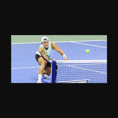 Carreno-Busta vs Rune Davis Cup 2025 pronóstico: Rune ganará con hándicap de -4 juegos