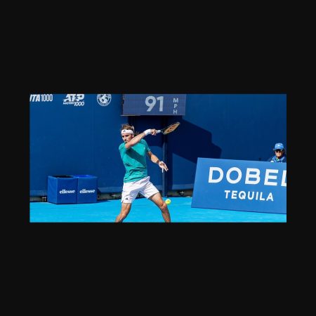 Davis Cup 2025: Tsitsipas vs Fonseca – Pronóstico y resultado esperado: Fonseca gana este duelo