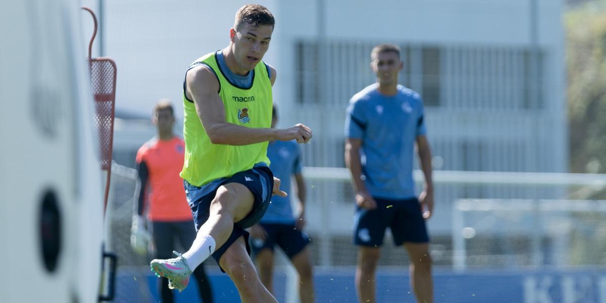 6878a5e215ef6.r d.2198 2292 3413