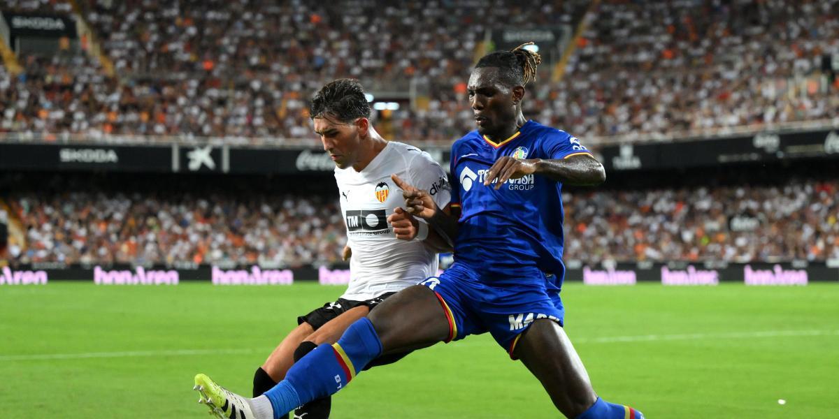 Bombazo: ¡Christantus Uche, de camino a Inglaterra! 1 68b2b0037f6b9.r d.2397 716 2860