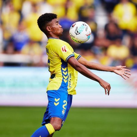 UD Las Palmas ultima el duelo ante Real Sociedad B y mantiene el pulso con intensidad