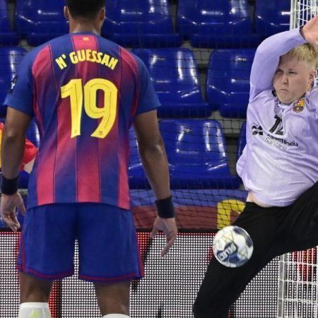 37-32: El Barça ensucia su exhibición con una segunda parte horrible de Champions