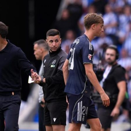 El mensaje de Huijsen tras su expulsión