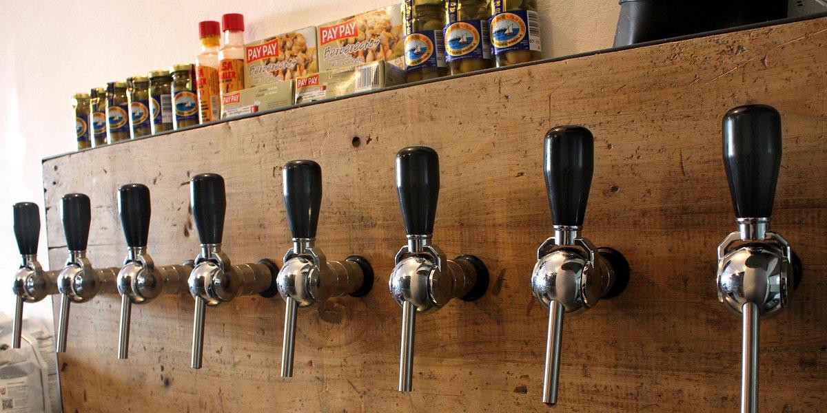 Ocho surtidores de cerveza artesanal de primer nivel en un pequeño local del Eixample que cada vez tiene más fans 1 68c8327b9632b