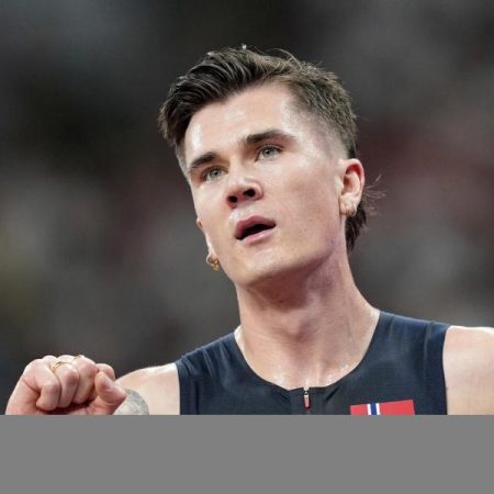 Jakob Ingebrigtsen se clasifica en último suspiro en la final de 5.000 m y Ndikumwenayo, eliminado