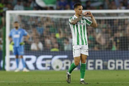 Antony quiere seguir en el Betis