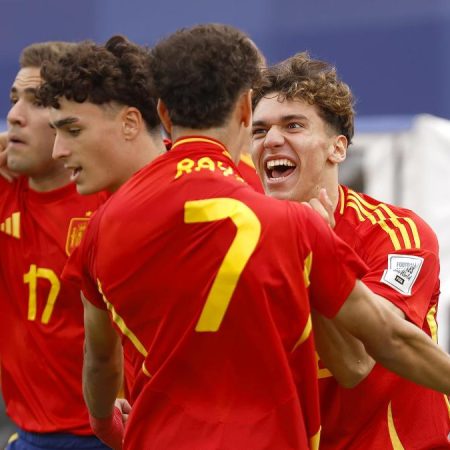 Iker Bravo le basta a España ante Brasil, pero el sufrimiento fue demasiado y aún no está confirmado el pase a octavos